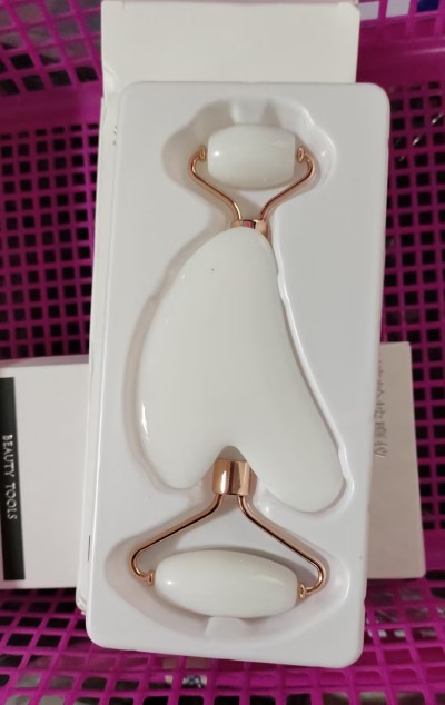 Lueur Glow Ritual Set - Gua Sha and Facial Roller